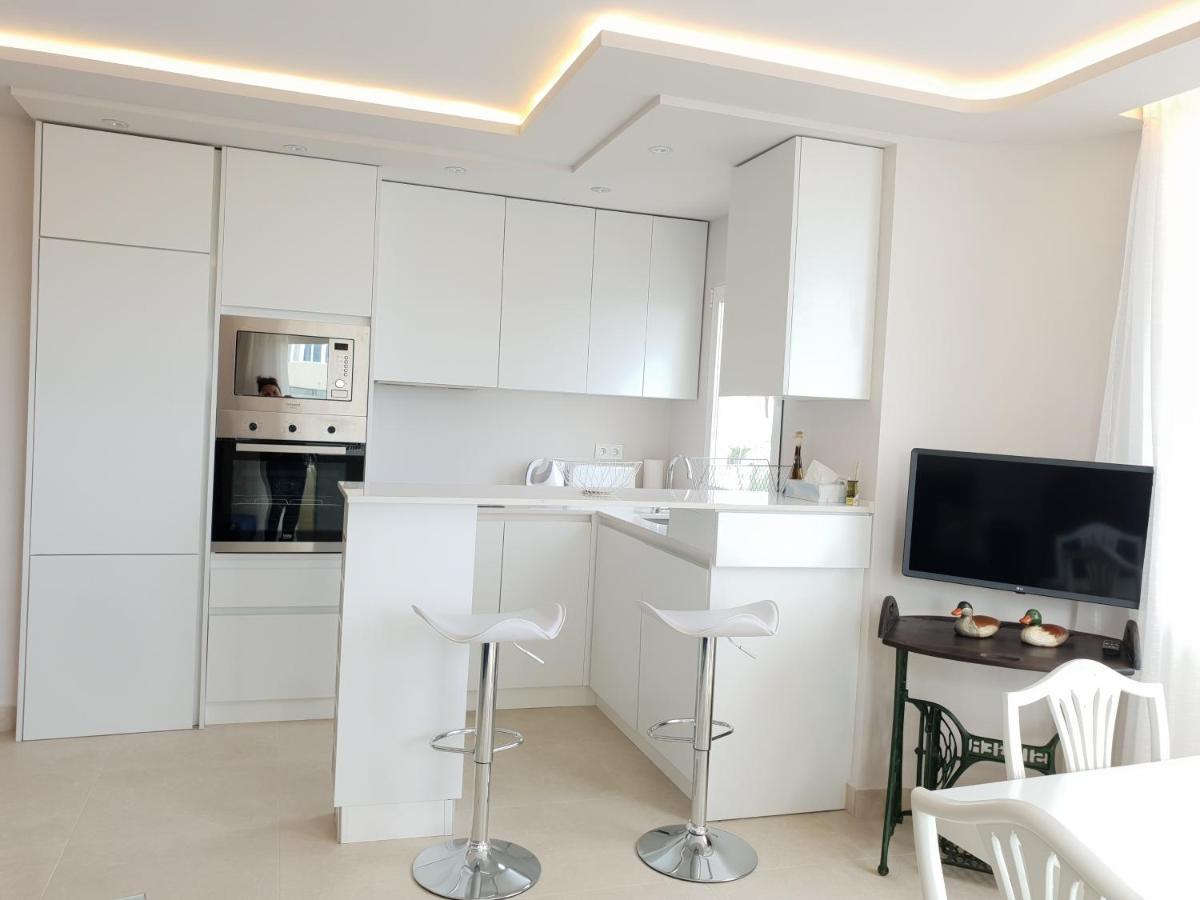 Fantastic Apartment In Front Of The Sea & Marina Эстепона Экстерьер фото
