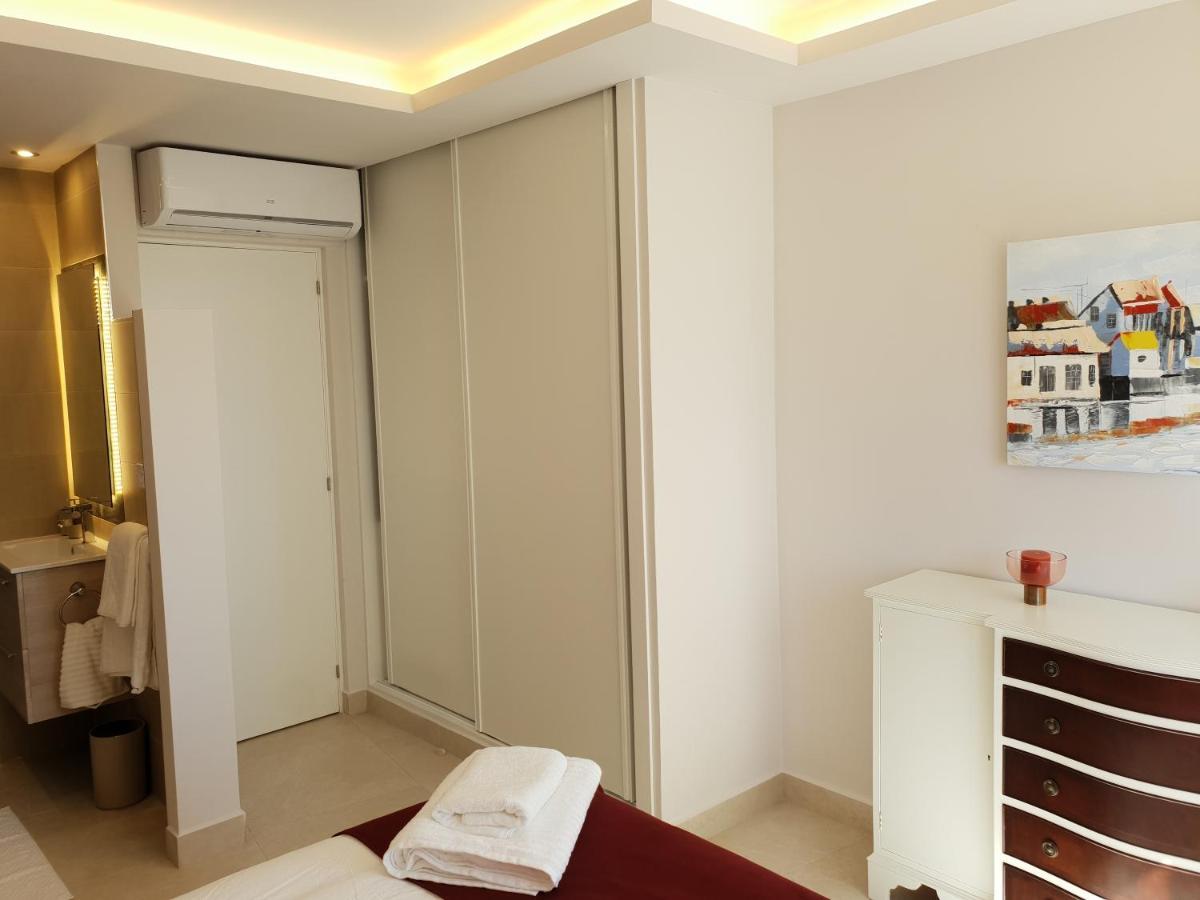 Fantastic Apartment In Front Of The Sea & Marina Эстепона Экстерьер фото